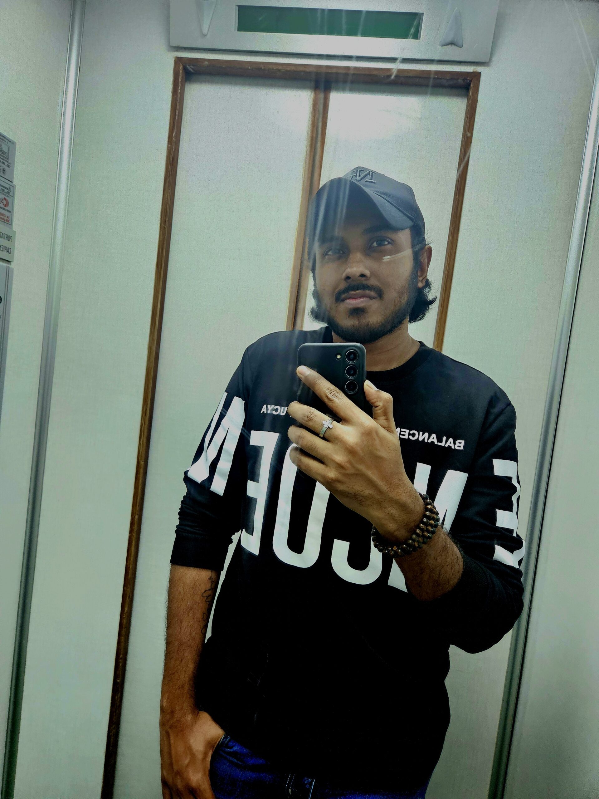 ඉසුරු නිමේෂ්