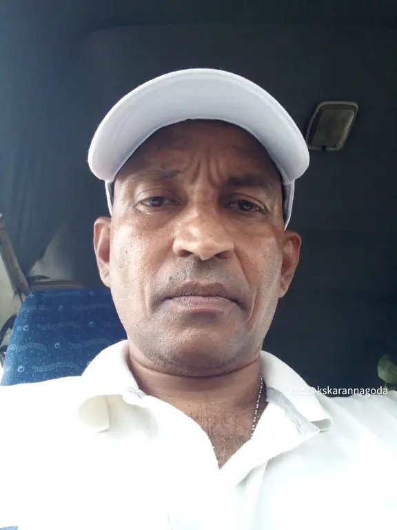 Ks. සූම්ත්